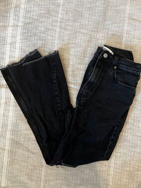 Abercrombie & Fitch Black Straight-Leg Jeans with Frayed Hem